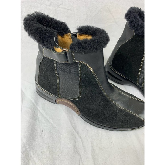 Women's Shearling Trim Black Suede Leather Sofft Bootie Ankle Boot Size 7.5 NWOT - Picture 5 of 11